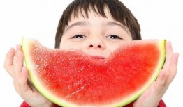 娱乐君吃瓜中秋,揭秘娱乐圈幕后故事