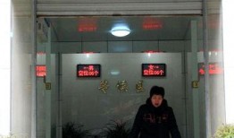 袁家岗的最新爆料新闻,揭秘事件背后惊人真相